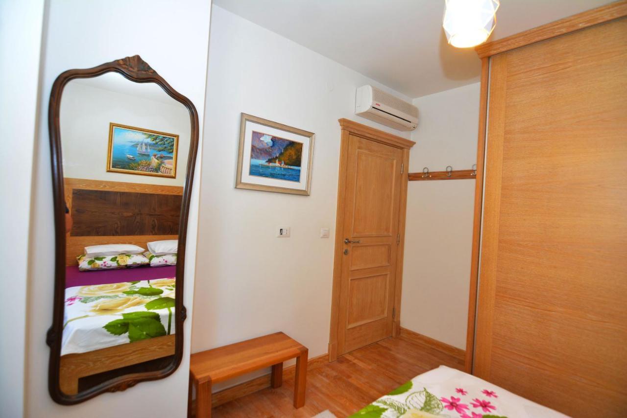 Apartments Olive 科托尔 外观 照片