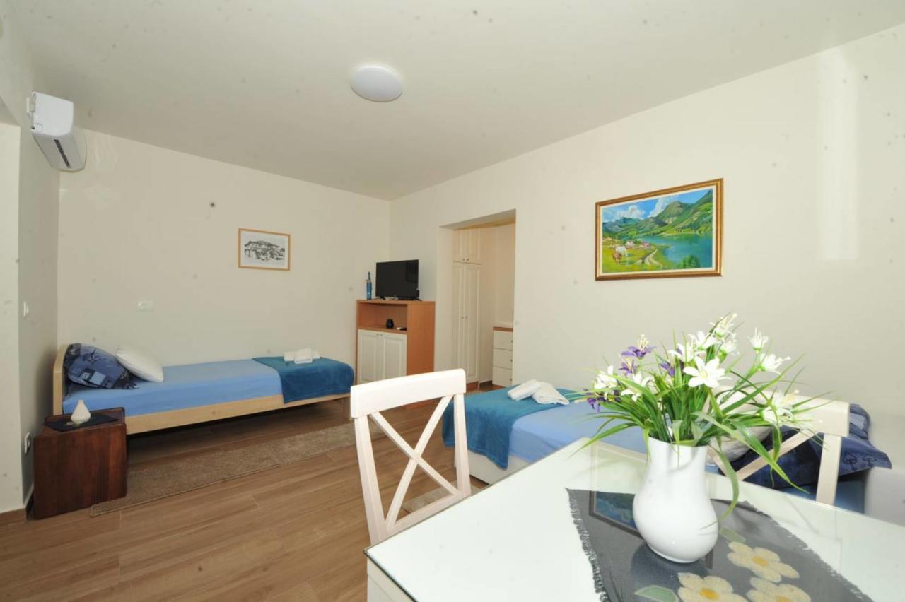 Apartments Olive 科托尔 外观 照片