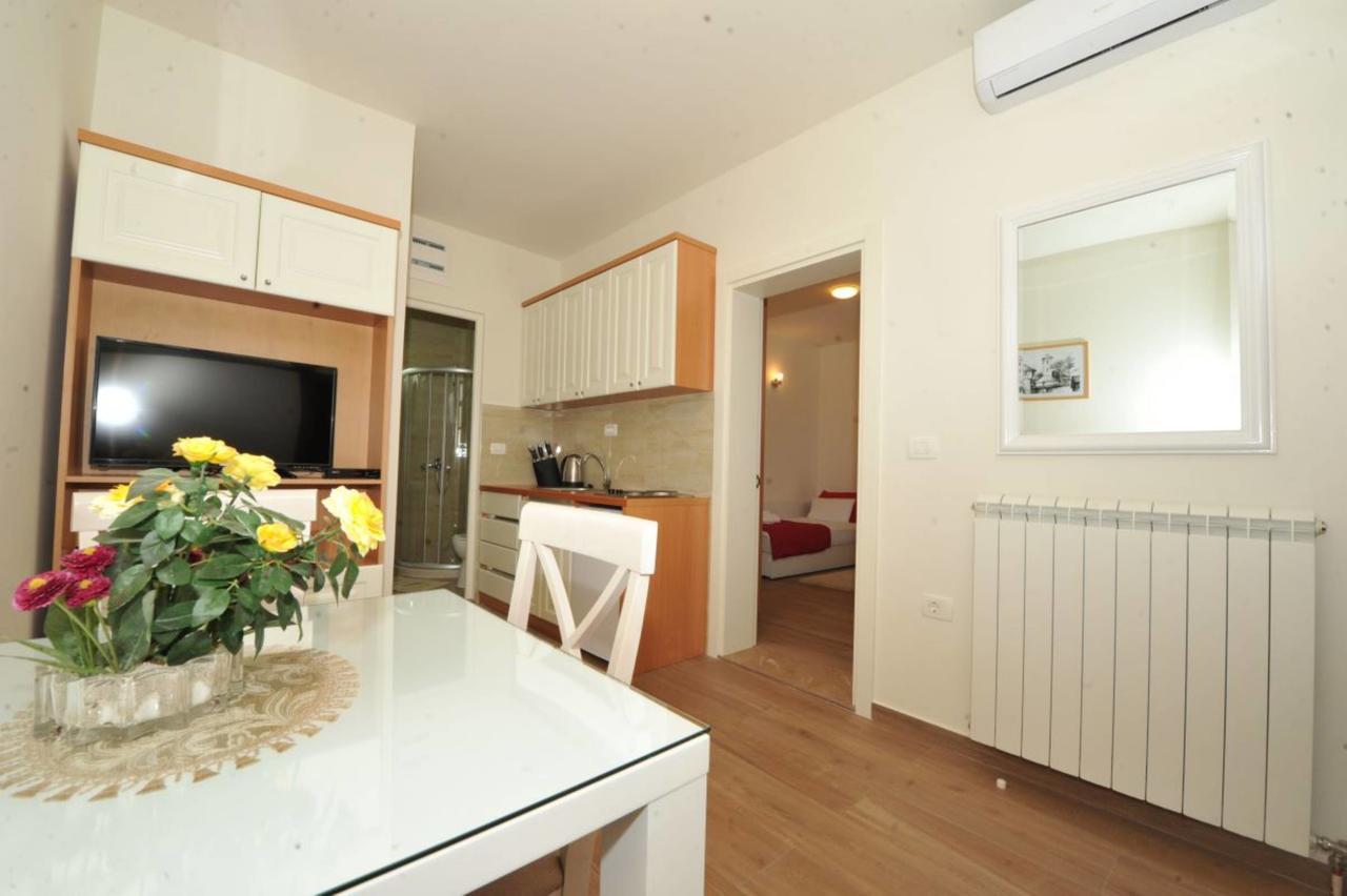 Apartments Olive 科托尔 外观 照片